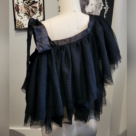 Black Ruffle Chiffon Party Blouse size M US 8 - Picture 4 of 8